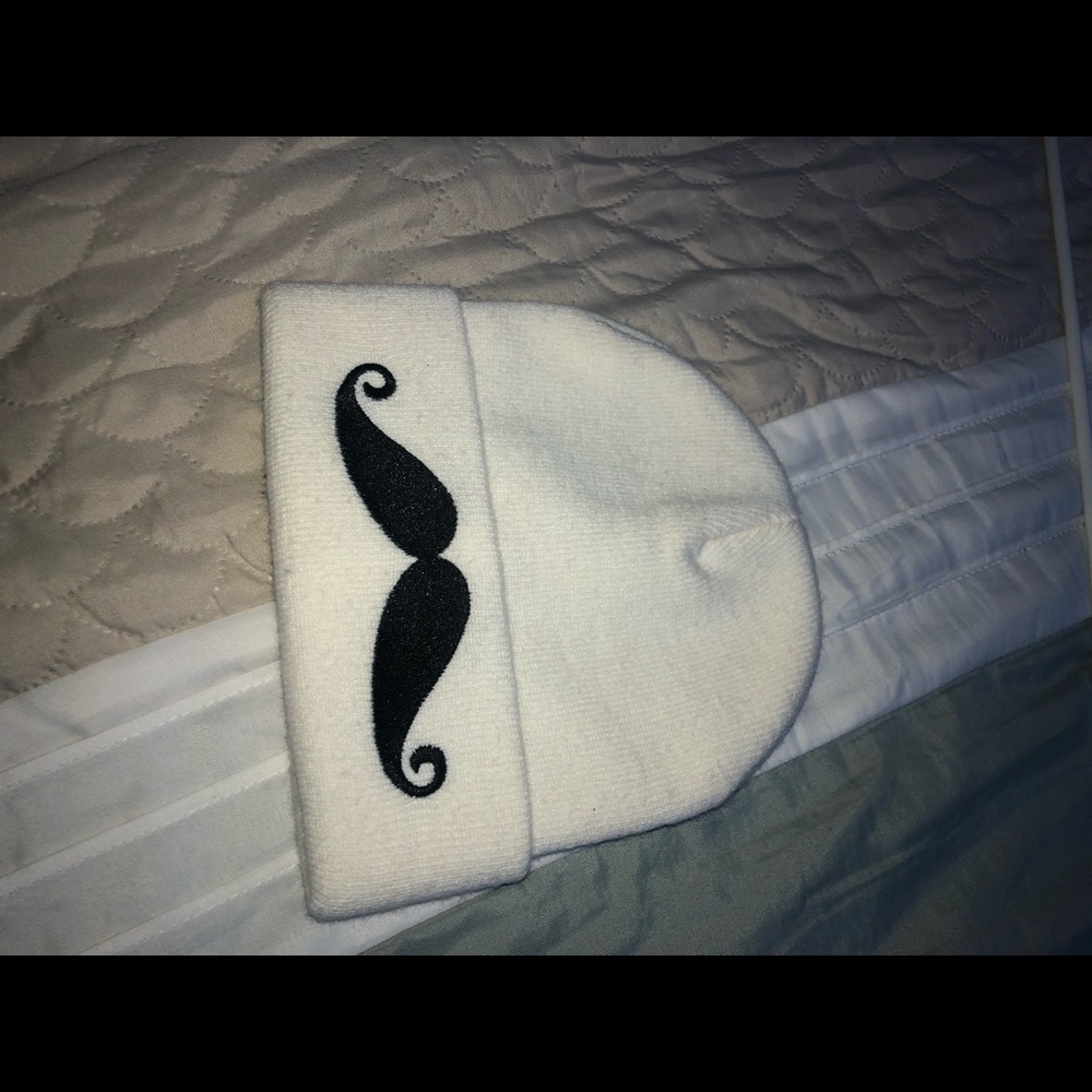 White Bennie
